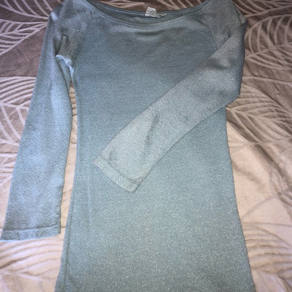 women’s long sleeve shirt - Picture 2 of 3